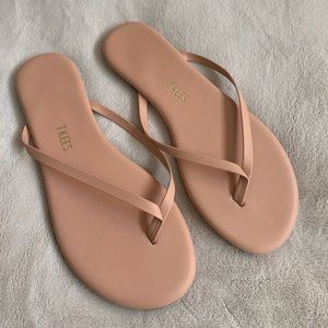 TKEES Sandal
